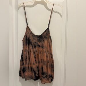 Forever 21 tie die spaghetti strap shirt size S